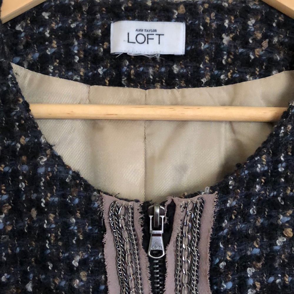 Ann Taylor•Tweed Bouclé Bomber - Picture 2 of 7
